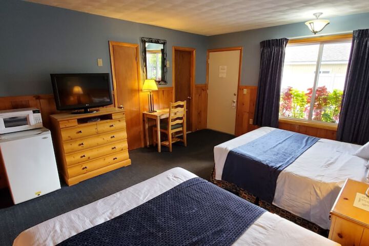 Room 32 of 145