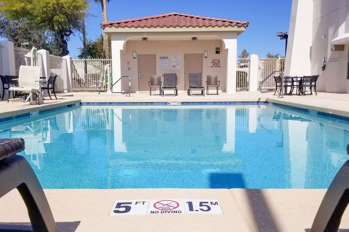 Pool 22 of 112