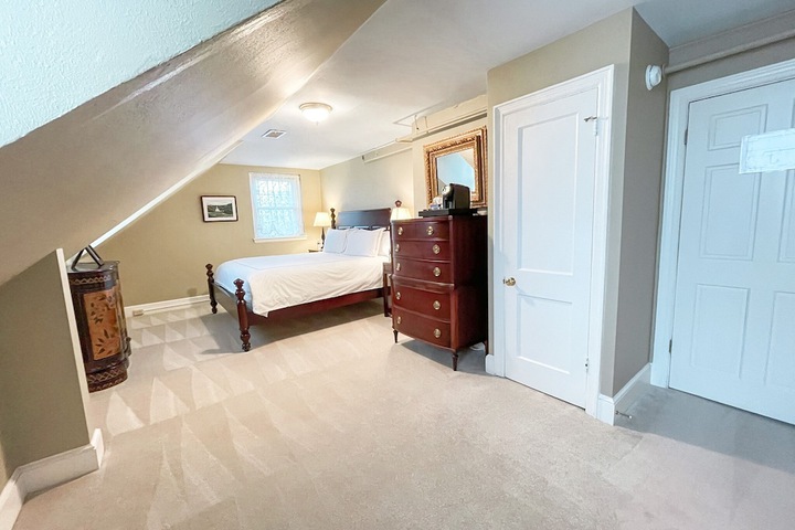 Abigail Inn