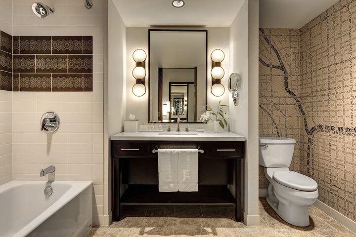 Loews Chicago Hotel