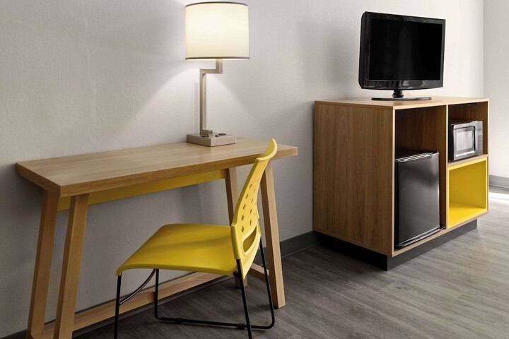 Room 25 of 68