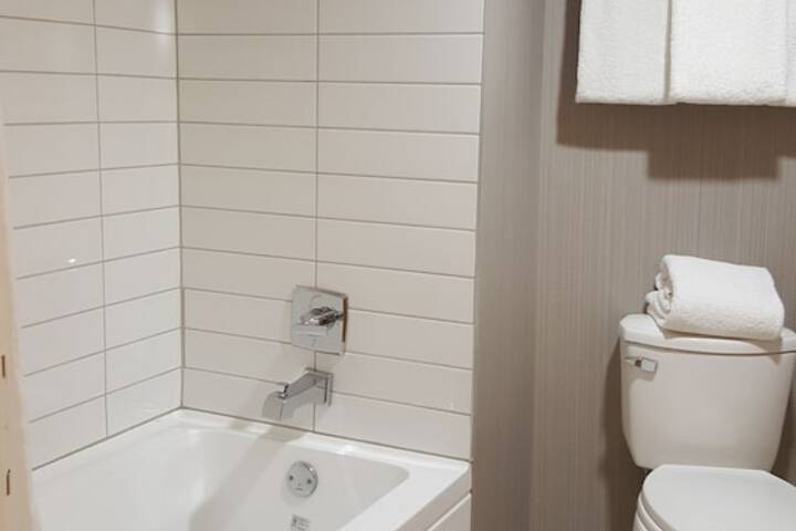 Room 46 of 106