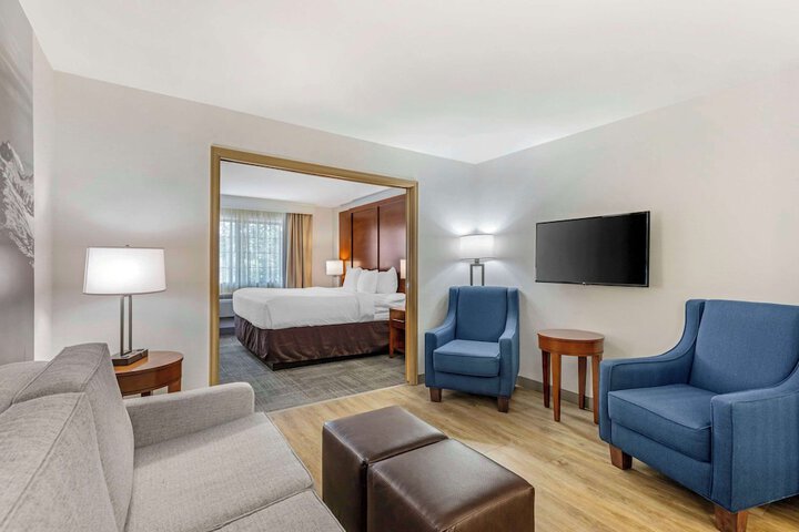 Room 27 of 50