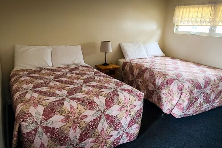 Room 8 of 18