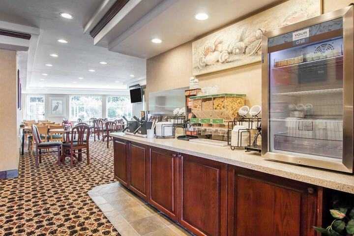 Comfort Inn & Suites Lincoln City