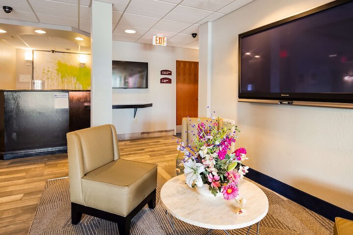 Best Western Nittany Inn Milroy