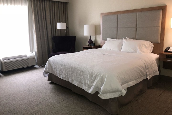 Room 29 of 40