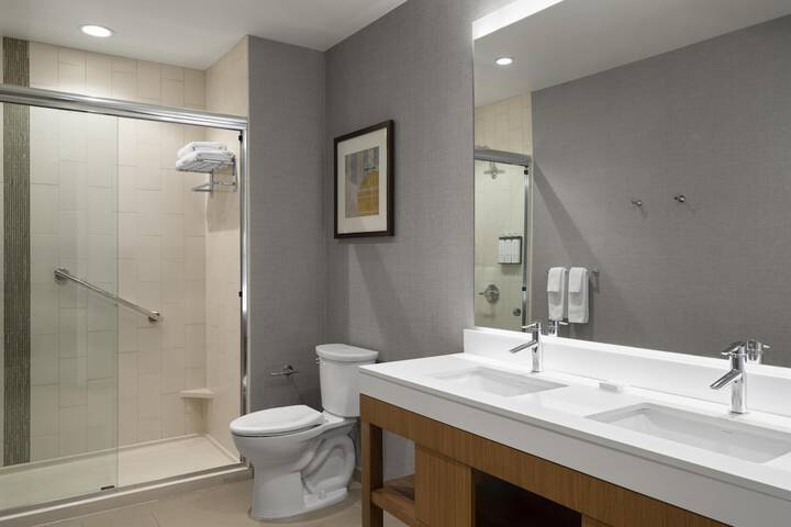 Hyatt Place Milwaukee / Downtown