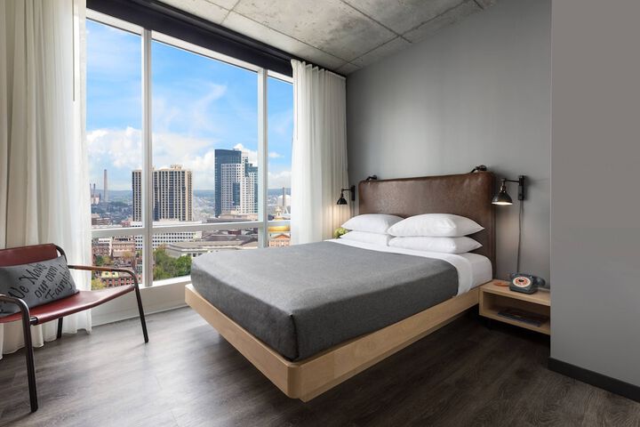 Room 18 of 63