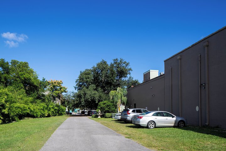 Property Grounds 28 of 28