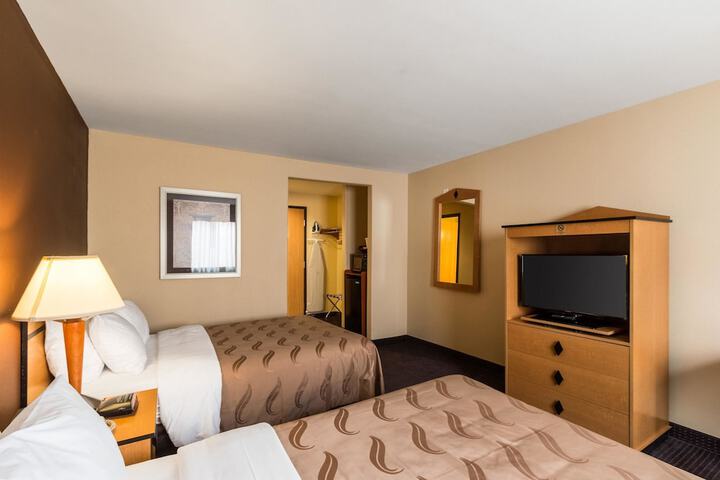 Room 15 of 25