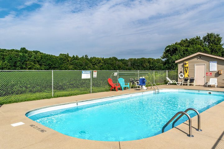 Pool 6 of 25