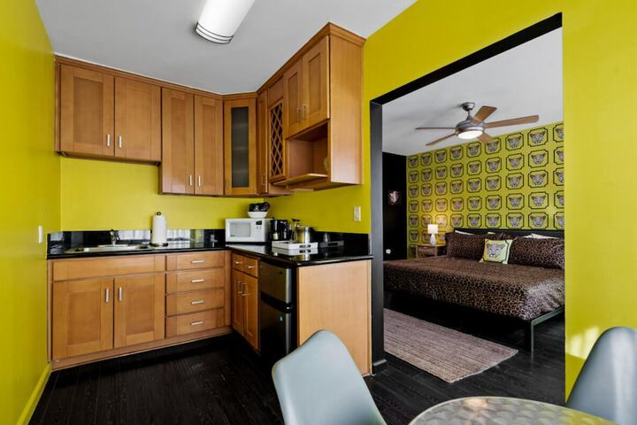Room 12 of 26