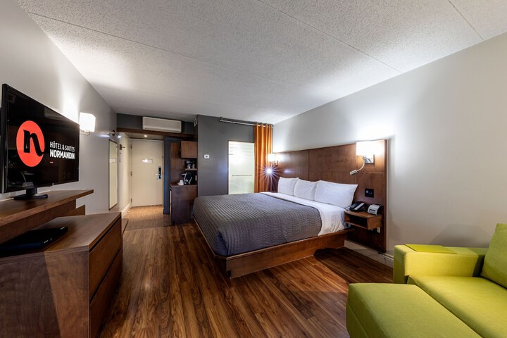 Room 73 of 137