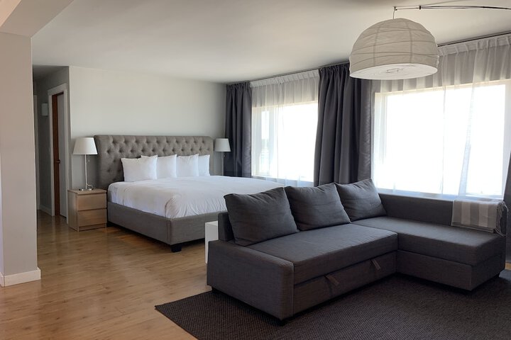 Room 25 of 29