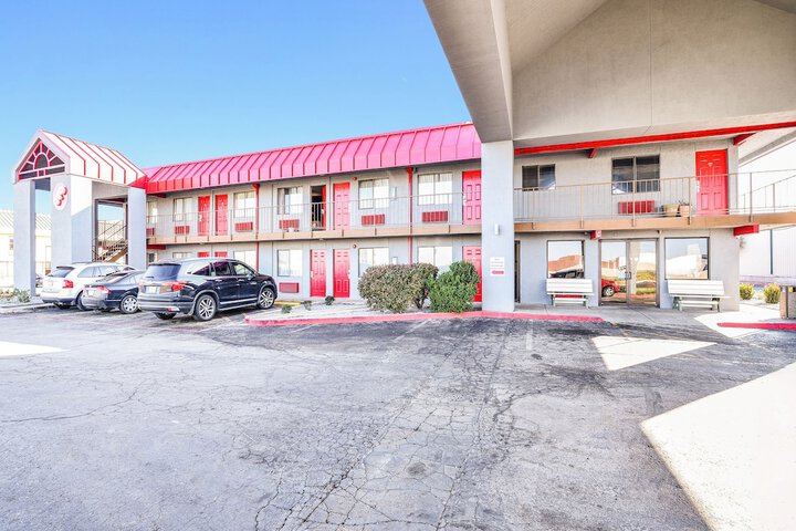 Hotel 4 of 16