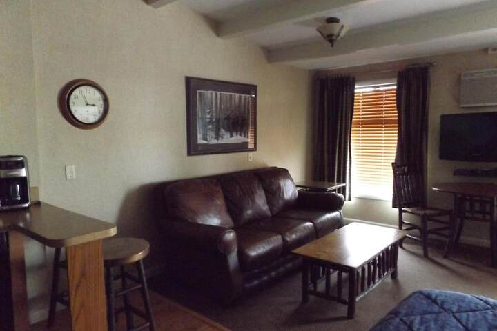 Room 15 of 19