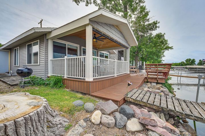 Anglers Cottage on Lake Cornelia: Pets Welcome!