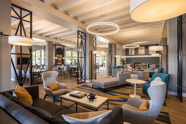 Crowne Plaza Phoenix - Chandler Golf Resort by IHG