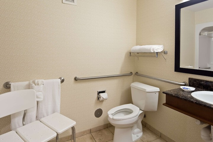 Best Western Plus Inn at Hunt Ridge