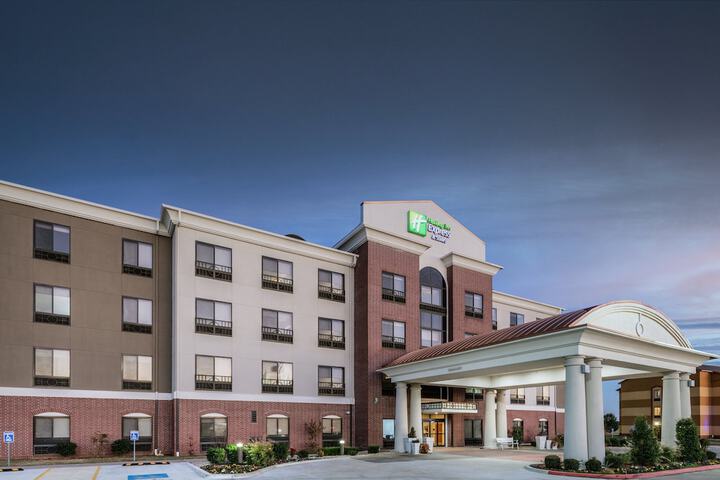 Hotel 5 of 43