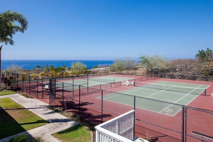 KAULANA AT KONA 3 BEDROOMS 2.5 BATHROOMS CONDO