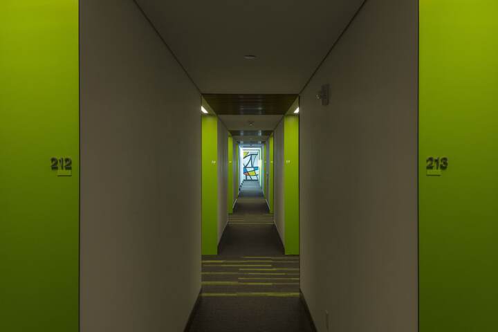 Ballroom/Hall 35 of 46