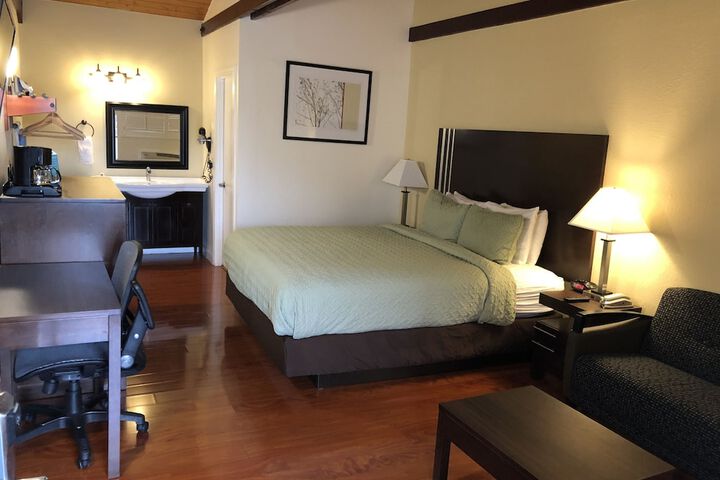 Room 43 of 54