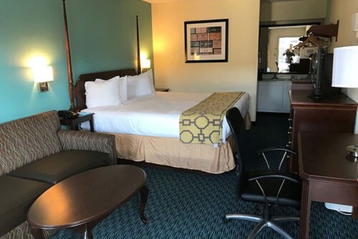 Room 7 of 22