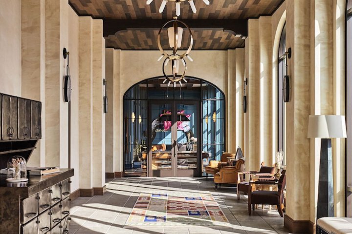 Bowie House Auberge Collection