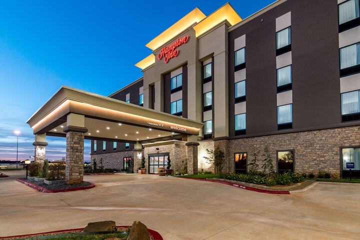 Hotel 3 of 54