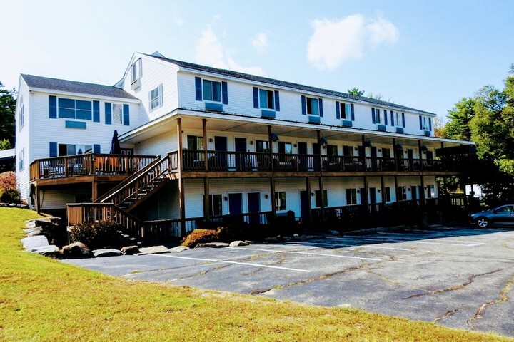 Winnisquam Lake Inn