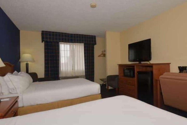 Room 9 of 39