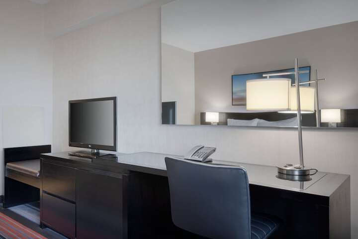 Room 21 of 41