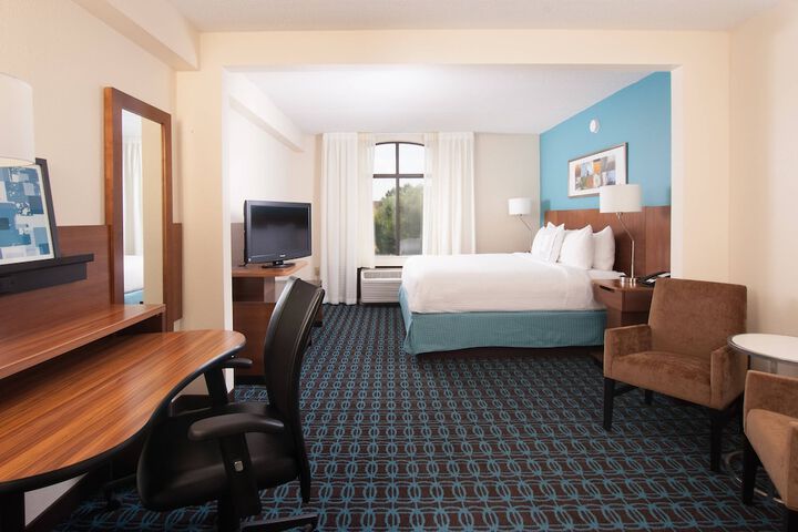 Room 8 of 20