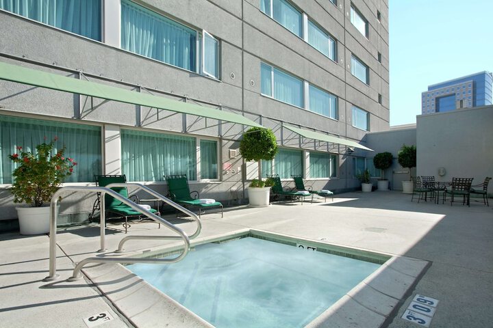 Pool 6 of 84
