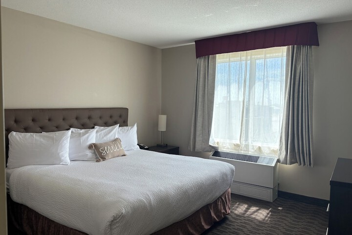Room 14 of 65