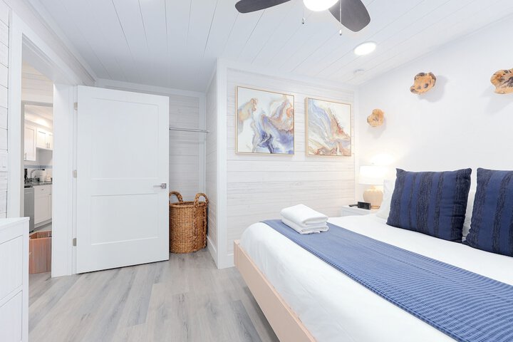 Siesta Key Beach Resort and Suites