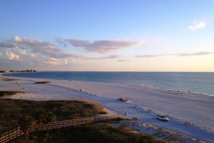 Sunset Vistas Two Bedroom Beachfront Suites