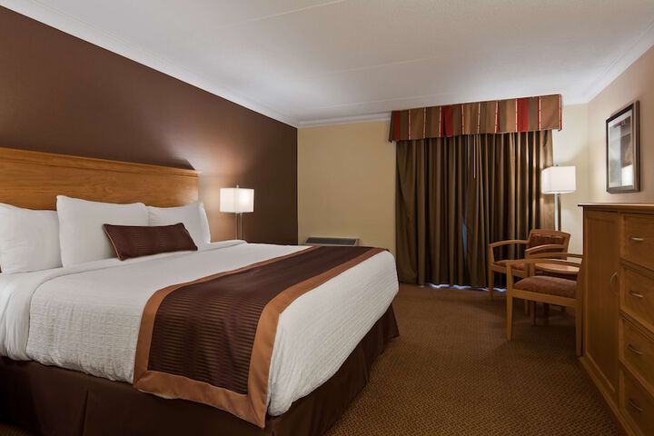 Best Western Plus Cobourg Inn & Convention Centre