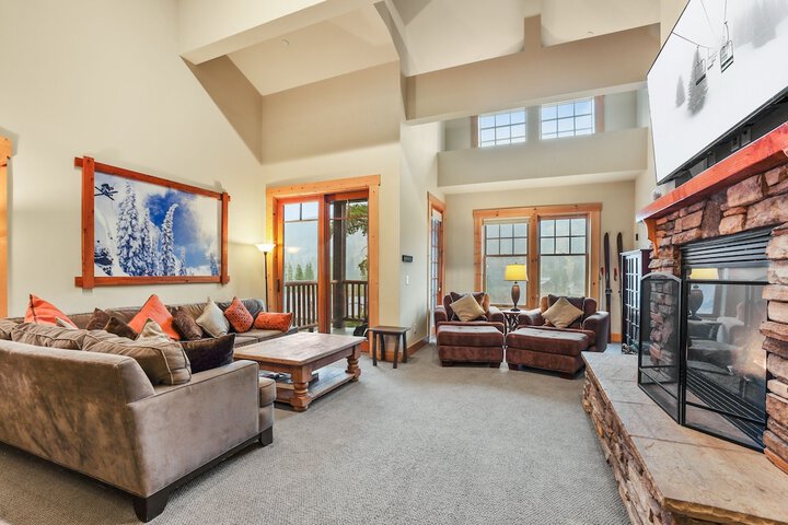 Grandeur at Elevation 3 Bedroom Loft 3 Condo