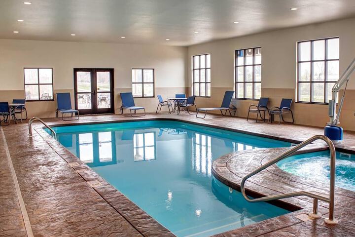 Pool 4 of 39
