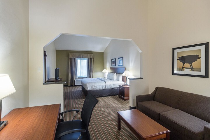 Room 10 of 23