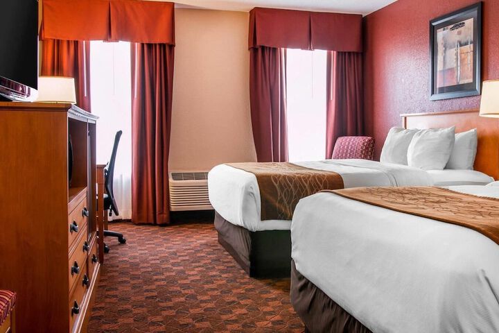 Comfort Inn & Suites and Conference Center