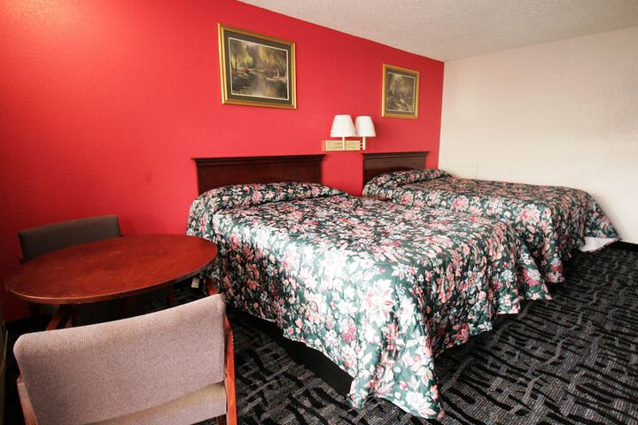 Room 5 of 6