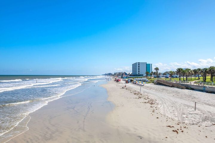 Comfort Inn & Suites Daytona Beach Oceanfront