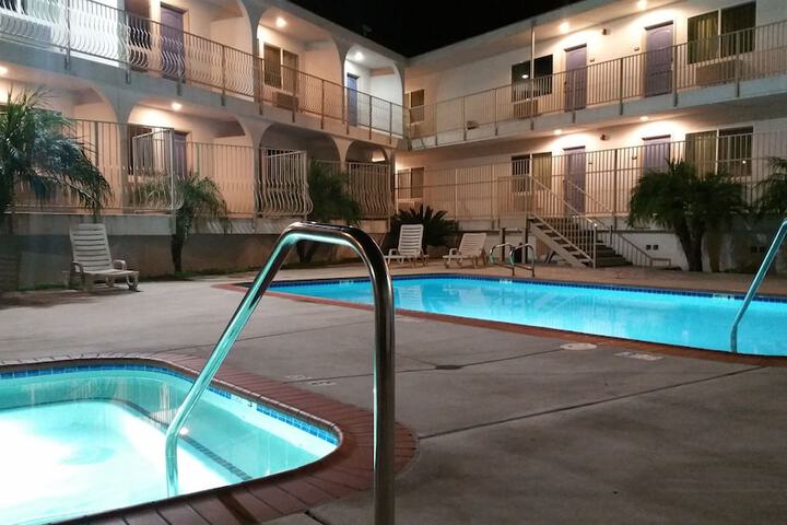 Pool 12 of 37
