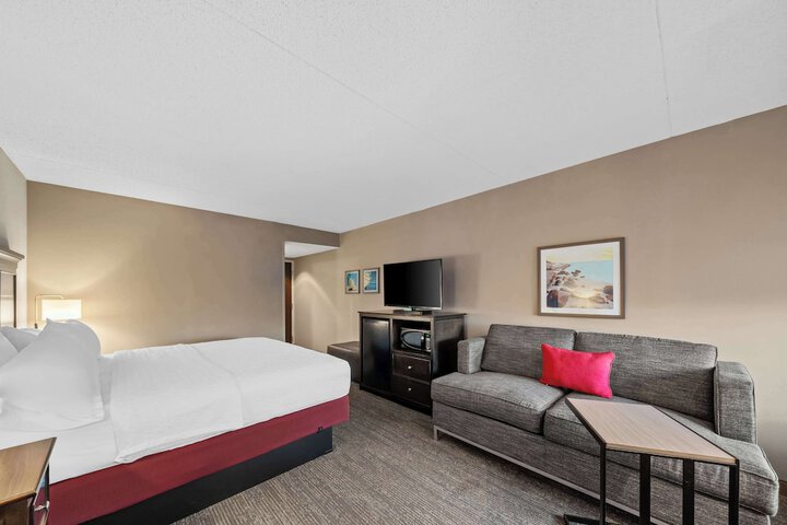 Hampton Inn by Hilton New Bedford / Fairhaven