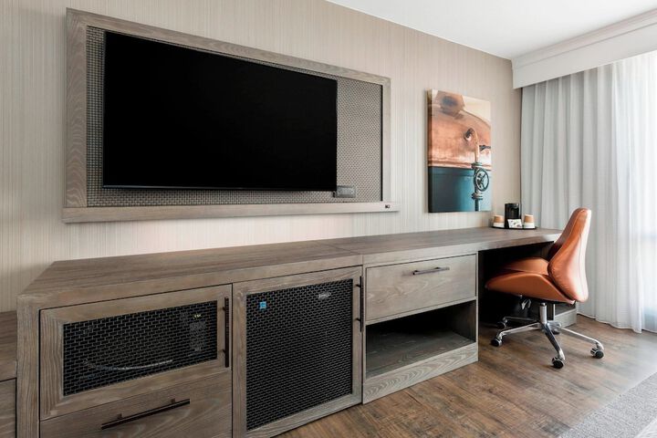 Room 21 of 52