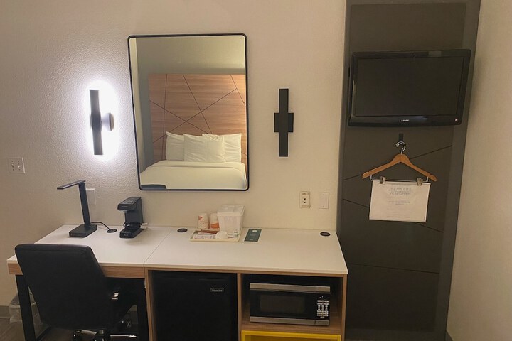 Room 37 of 56